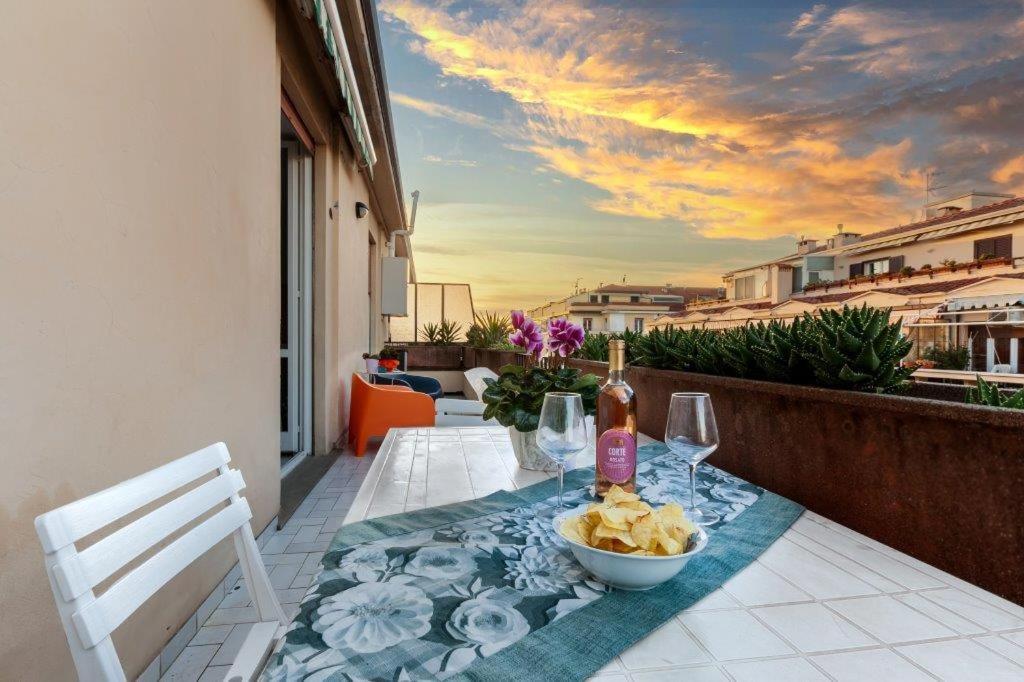 ליבורנו Grande 155 Guest House Tuscany מראה חיצוני תמונה